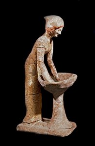Mykensk kunst: figur af kvinde, der kigger mel. 16. århundrede f.Kr. Strasbourg, arkæologisk museum af Mycenaean