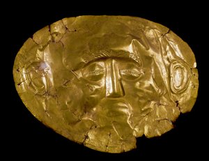 Mykensk kunst: gylden maske. Fra Mykenes sted. 16. århundrede f.Kr. Athen, nationalt arkæologisk museum - Mykensk kunst: begravelsesmaske af guld fra Mykene. 16. århundrede f.Kr. Nationalt arkæologisk museum, Athen, Grækenland