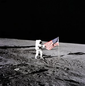 Apollo 12 - NASA, 1969. af NASA Images