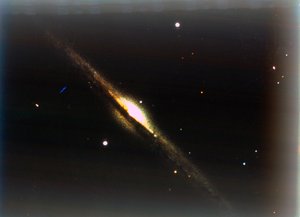 Nålegalaksen i Coma Berenices. af NASA Images