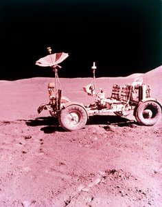 Det første Lunar Roving Vehicle, Apollo 15, juli 1971. af NASA Images