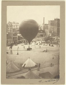 Neptun, Place Saint-Pierre i Montmartre af Nadar