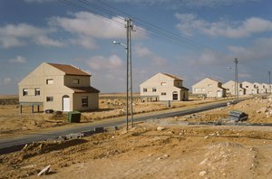 Nye huse til israelske bosættere i Moshav Kadesh Barnea aka Moshav Nizzana i ørkenen