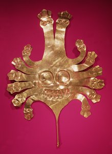 Hoved af Medusa, fra Peru (guld)