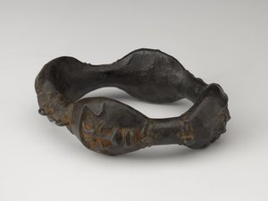 Fodlænke, slutningen af det 19. eller begyndelsen af det 10. århundrede (støbt kobberlegering)