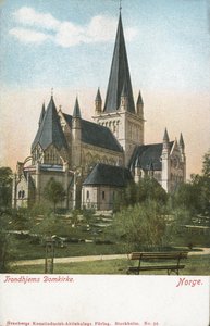 Trondheim Katedral, Norge (farvefoto) af Norwegian Photographer