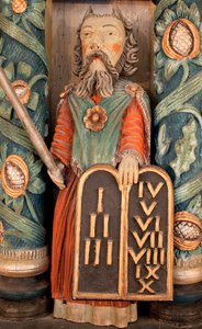 Moses, detalje af altertavlen (malet træ)