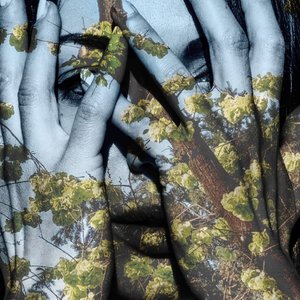 Maura, 2022 (digitale blandede medier) af Olivia Gozzano