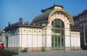 Karlsplatz Stadtbahn, designet af Otto Wagner (1841-1918)