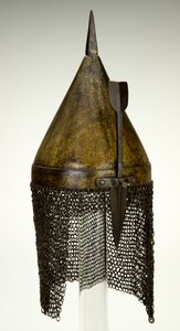 Hjelm, måske 1500-tallet, modificeret i 1800-tallet (russet jern med forgyldning) af Ottoman School