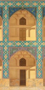 Detalje af gårdsarkaderne i Medrese-i-Shah-Hussein, Isfahan, plade 26-27 fra Modern Monuments of Persia, graveret af A. Levie, 1856 litho