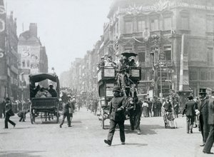 Ludgate Circus, London, forberedte til Dronning Victorias diamantjubilæum, 1897 af Paul Martin