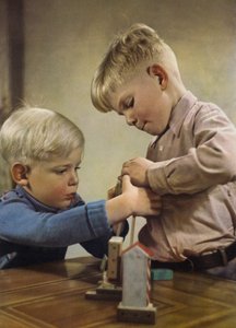 Tidlig farvefotografering: Spil (farvefoto)