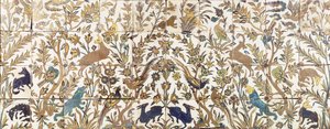 Et curda seca flisepanel, bestående af fire rækker af ti fliser, malet med vegetation beboet af fugle, hjorte og løver, 1600-tallet af Persian School