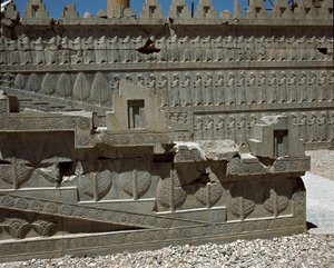 Relieffer af den østlige trappe af Apadana, 6. århundrede f.Kr af Persian School