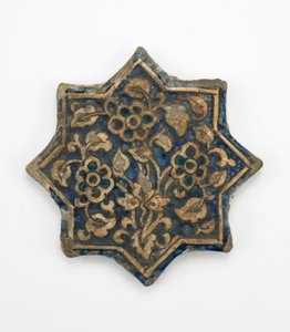 Flise i ottetakket stjerneform, Il-Khanid periode, 1256-1335 (stenpasta, støbt og malet under gennemsigtig glasur) af Persian School