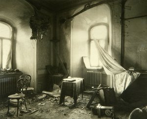 Russisk revolution i 1917: Interiør af Chudov-klosteret i Kreml i Moskva efter bombardementet i november 1917. Foto af Pyotr Petrovich Pavlov (1860-1925) af Petr Petrovich Pavlov