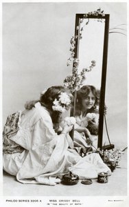 Crissy Bell, britisk skuespillerinde, omkring 1900-tallet. af Philco Publishing Company