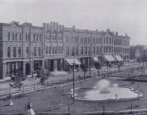 Canada: Victoria Row, fra Queen