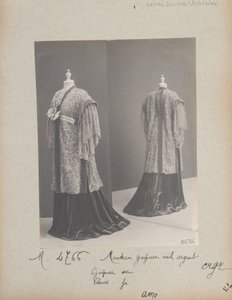 Albumside: House of Worth, Coat af Photographer French