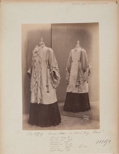 Albumside: House of Worth, Coat af Photographer French
