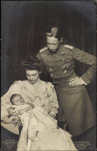 Hertuginde Cecilie med Vilhelm af Preussen, barn af Photographer German