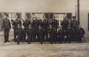 Gruppe af infanterisoldater fra den tyske hær (s/h foto) af Photographer German