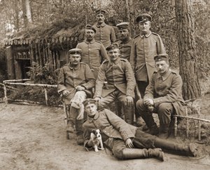 Gruppe af tyske soldater med en hund af Photographer German