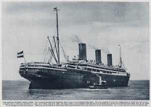 Imperator, oceanlinjefartøj bygget til den tyske Hamburg America Line i 1913, brugt af de allierede til at transportere amerikanske tropper tilbage til USA efter slutningen af Første Verdenskrig (s/h foto) af Photographer German