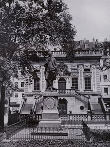 Leipzig: Goethe-monumentet på Naschmarkt (s/h-foto) af Photographer German