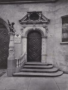 Portal fra registreringskontoret Berlin I og II (s/h foto) af Photographer German