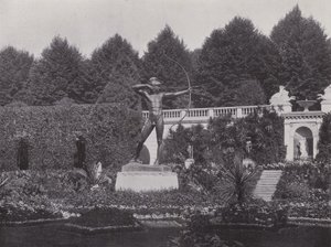 Potsdam, Sicilian Garden, Archer (B/W Photo) af Photographer German