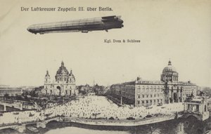 Zeppelin LZ III flyver over Berlin (s/h foto) af Photographer German