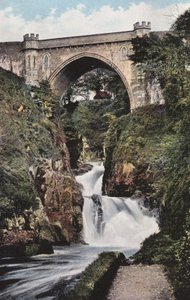 Irland: Poulaphouca, County Wicklow (farvet foto) af Photographer Irish