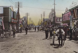 Japan, ca. 1912: Theatre Street, Yokohama (foto) af Photographer Japanese