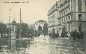 Oversvømmelser, Luzern, Schweiz (s/h-foto)