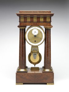 Decimalur, ca. 1798-1805 (fyr, messing og emalje)