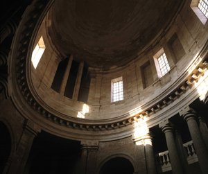 Barokarkitektur: Chapel of the Old Charite (1679 - 1707), klosteret Marseille, af arkitekten Pierre Puget (1622 - 1694). Indvendig udsigt. Marseille, Bouches du Rhone (Bouches-du-Rhone) (13). af Pierre Puget