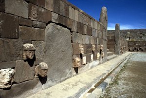 Det præcolumbianske arkæologiske sted Tiahuanaco, Bolivia. af Pre Columbian Pre Columbian