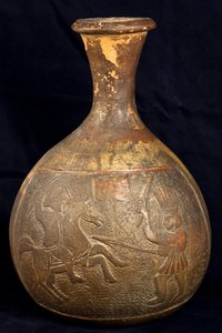Flaske, der forestiller en kamp mellem en rytter og en kriger til fods (terrakotta) af Precolombian Precolombian