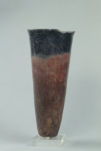 Vase med sort top, Naqada I-II Periode (keramik)