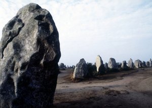Megalitiske Carnac-monumenter i Kermario. af Prehistoric Prehistoric