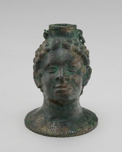 Container i form af et afrikansk hoved af Probably Etruscan
