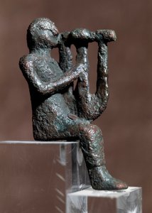 Musiker, der spiller citharen (bronzestatuette, 4.-2. århundrede f.Kr.)