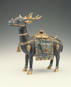 En figur af en hjort (cloisonne-emalje)