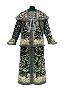 Sjælden kejserlig vagtmands ceremonielle uniform, Qianlong / Jiaqing-perioden (1736-1820) (silkesatin) (se også) af Qing Dynasty Chinese School