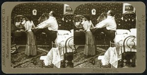 Stereoskopisk kort, der viser en kvinde, der bliver snøret ind i et korset, udgivet af American Stereoscopic Company af R.Y Young