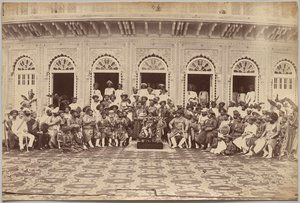 Maharajaen af Scindia, adelige og høje embedsmænd, Gwalior af Raja Deen Dayal