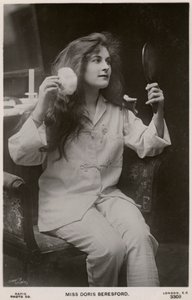 Doris Beresford, britisk skuespillerinde, omkring 1900-tallet. af Rapid Photo Company
