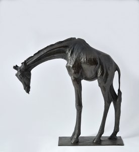 Stor giraf med sænket hoved, modelleret 1909-10, støbt før 1913
